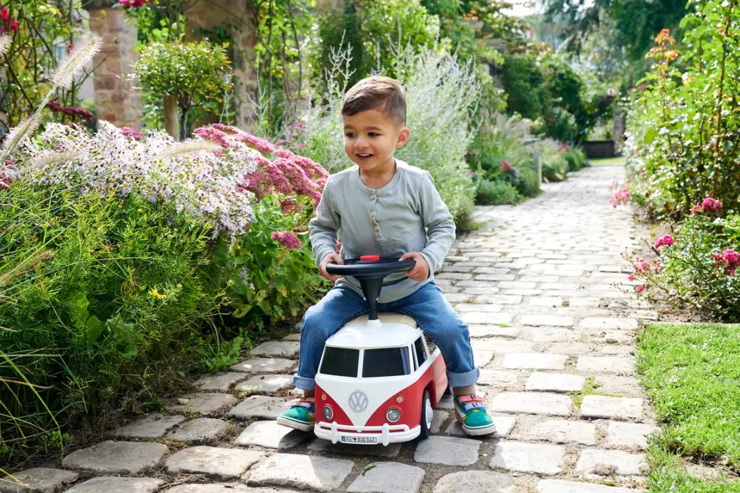 BIG Loopfiets Baby Volkswagen - 4 Wielen - Rood/Wit - afbeelding 5 van 6
