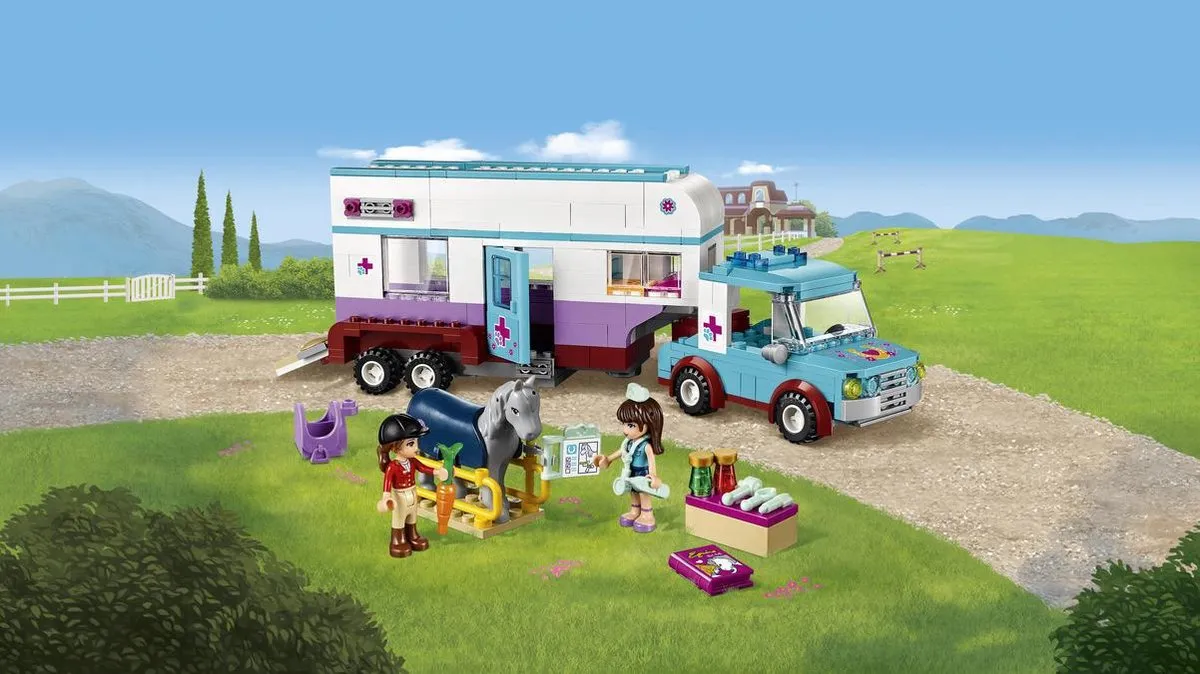 LEGO Friends Paardendokter Trailer 41125 - 370 Stukken