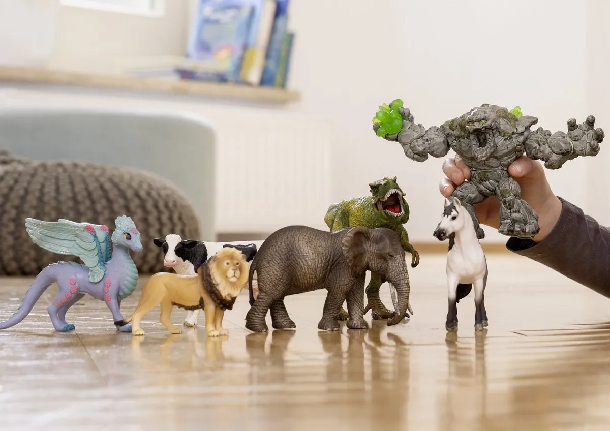 Schleich FARM WORLD Koe Zwartbont Speelfiguur 13797