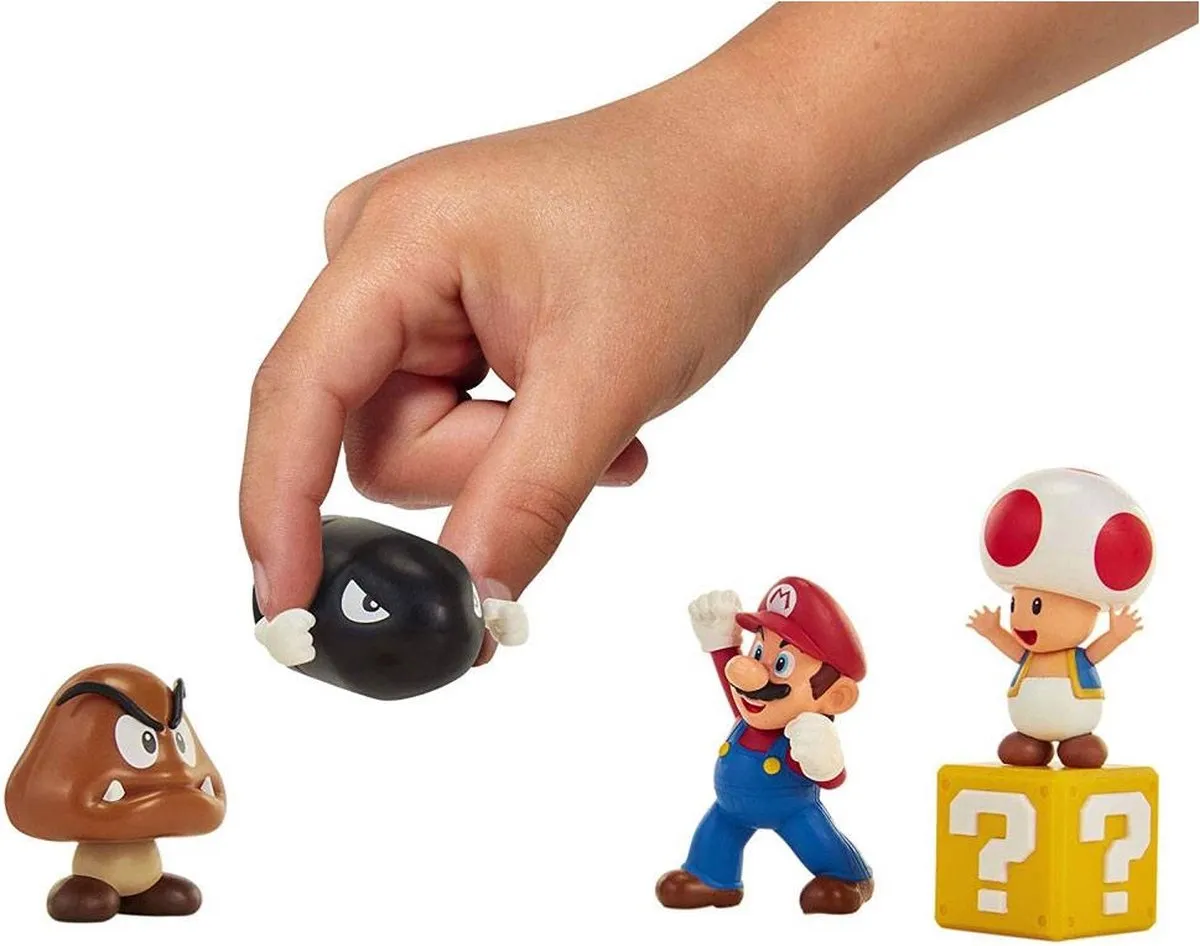 Nintendo Super Mario Acorn Plains Diorama Set - 6cm - Multicolor