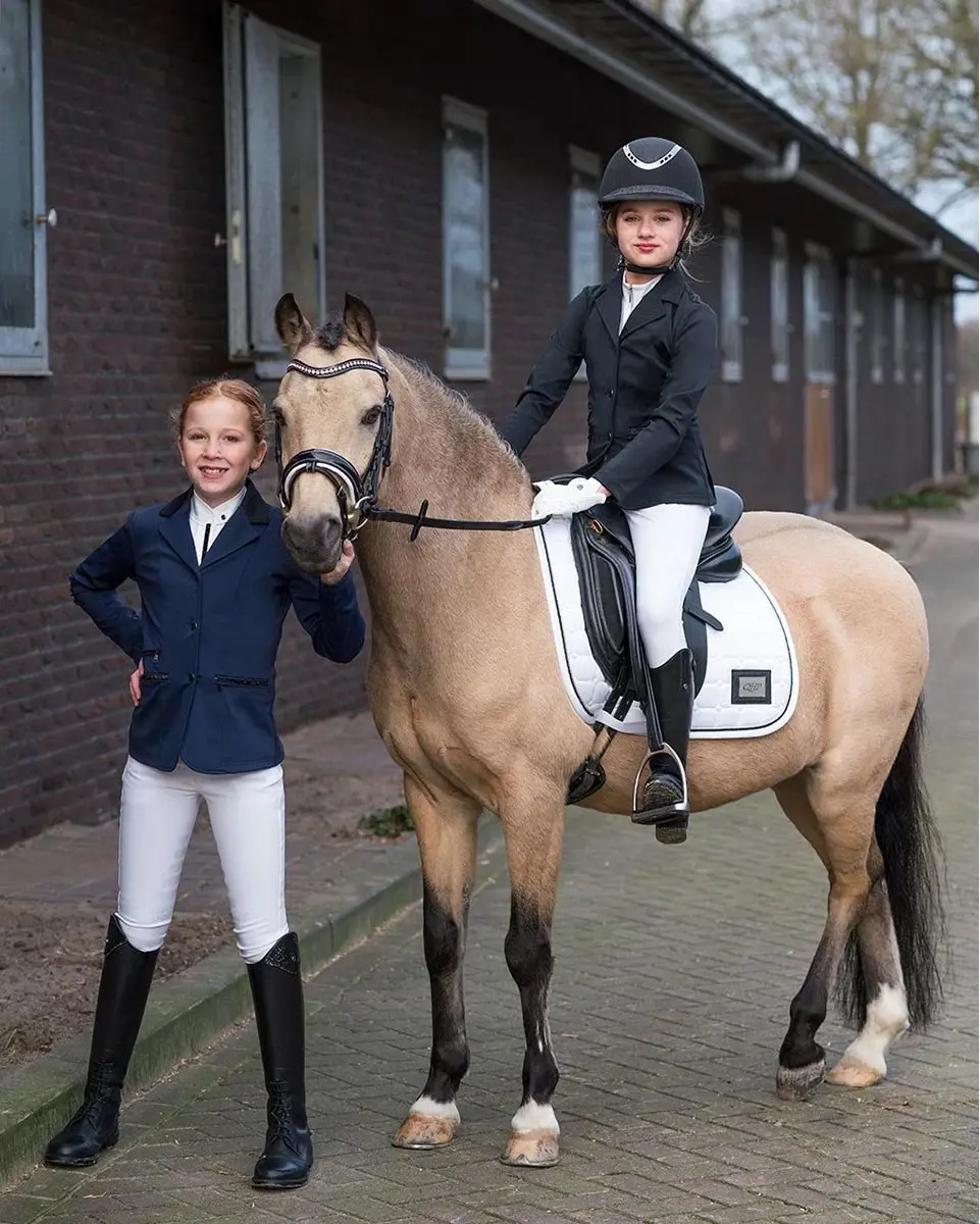 QHP Wedstrijdjas Juliet Junior 176 - Zwart