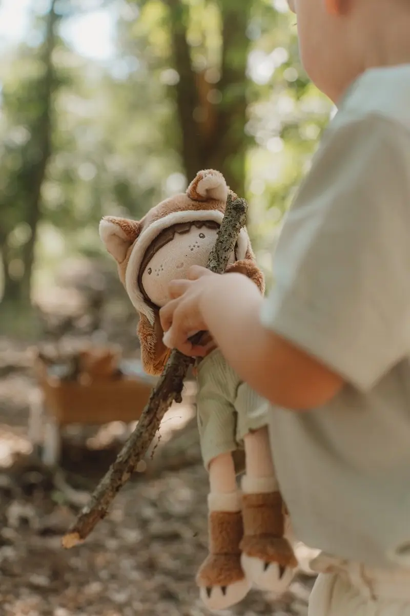 Little Dutch Knuffelpop Forest Friend Sam - Bruin/ Groen