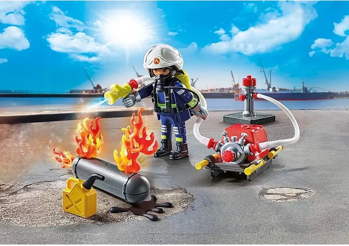 Playmobil Action Heroes Brandweerman met Waterpomp 71826
