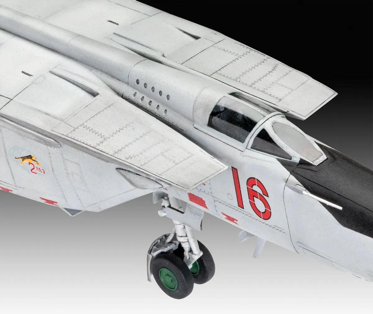 Revell MIG-25 RBT FOXBAT B Modelbouwpakket 1:72 - Grijs