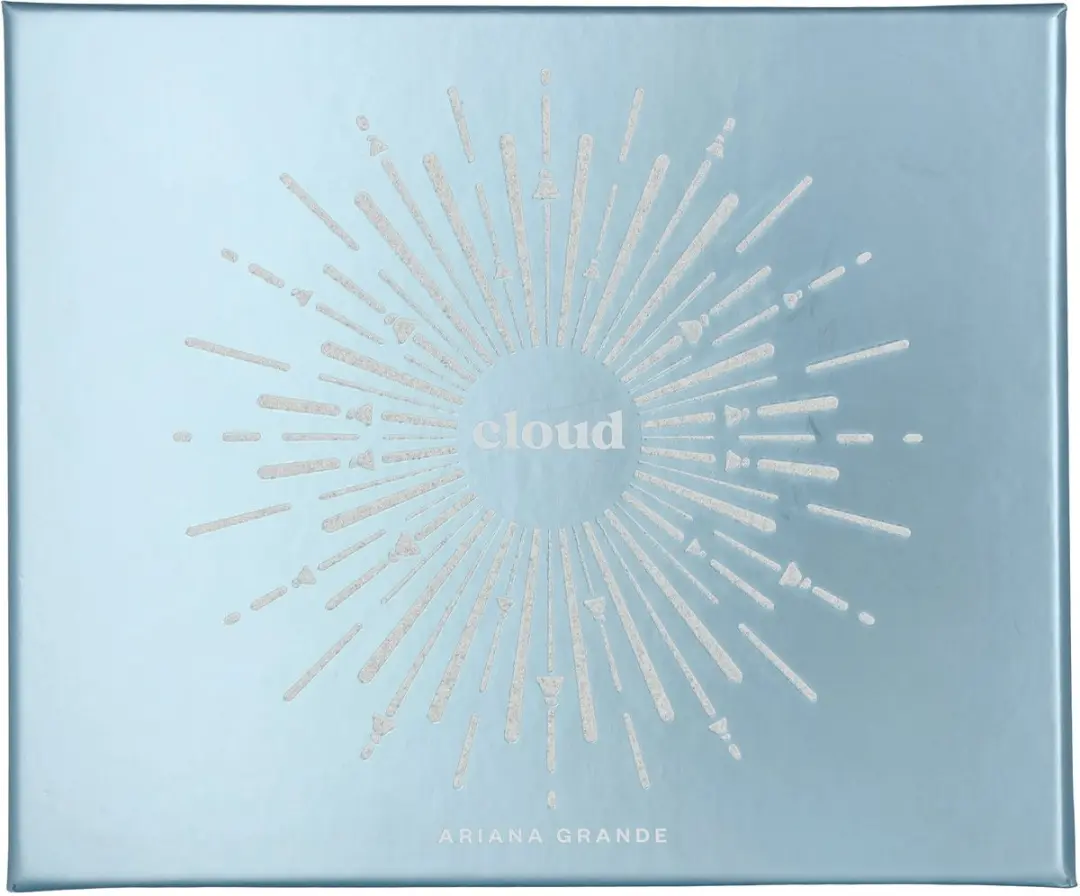 Ariana Grande Cloud Eau de Parfum Giftset - 40ml (30ml + 10ml) - afbeelding 2 van 5
