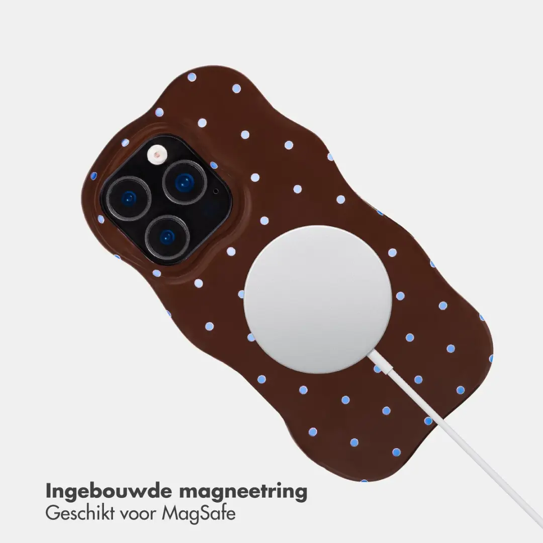 Selencia Hoesje iPhone 16 Pro Wavy Backcover - MagSafe - Bruin