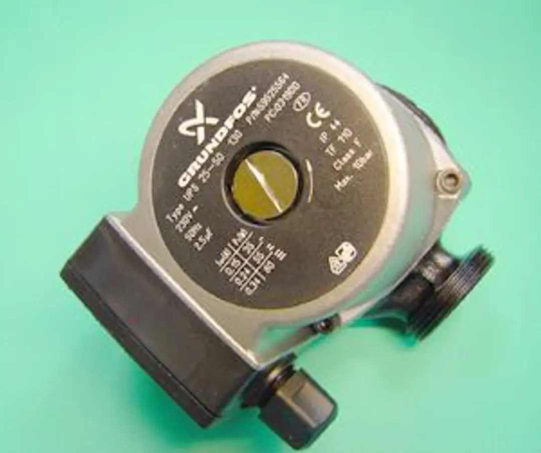 Remeha Pomp WILO PARA15-130/7-50/SC-3+Kabel, 7837058