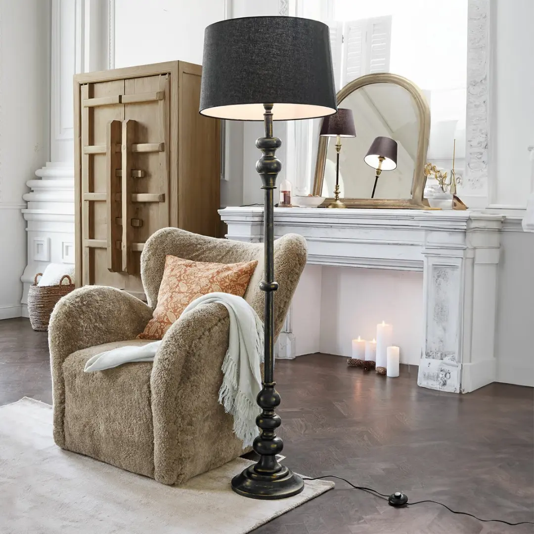 Loberon Reville Staande Lamp - Antiekzwart - afbeelding 3 van 4