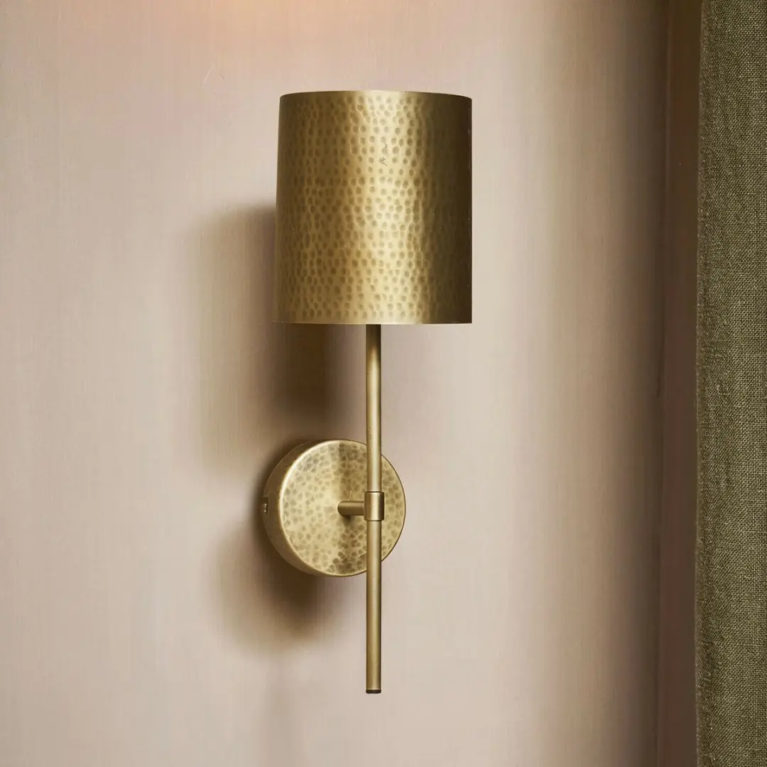 Loberon Goldmere Wandlamp - Antiekmessing - afbeelding 2 van 5
