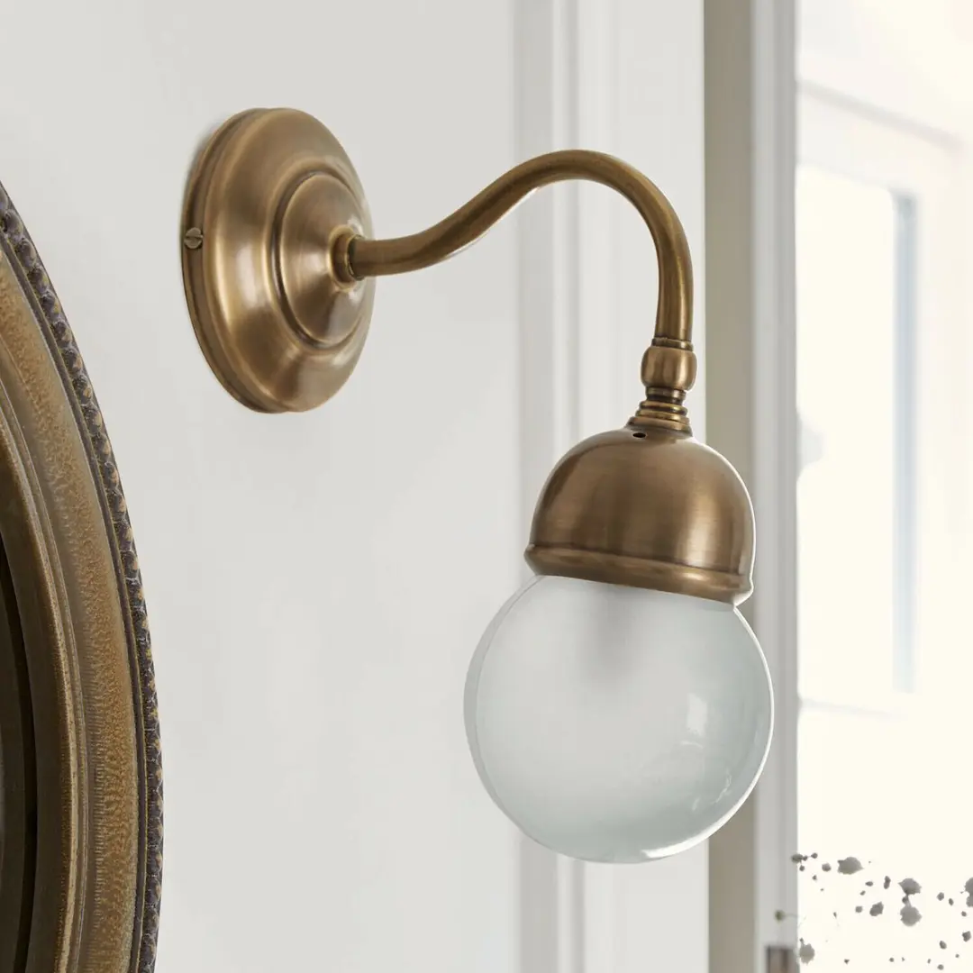 Loberon Lamivelle Wandlamp - messing/helder - afbeelding 3 van 6