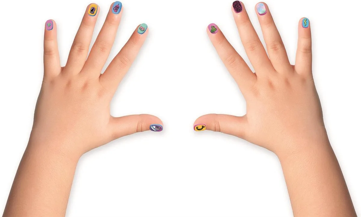 Clementoni Monster High Dark Nail Art Nagels Decoreren - 10 Kleuren