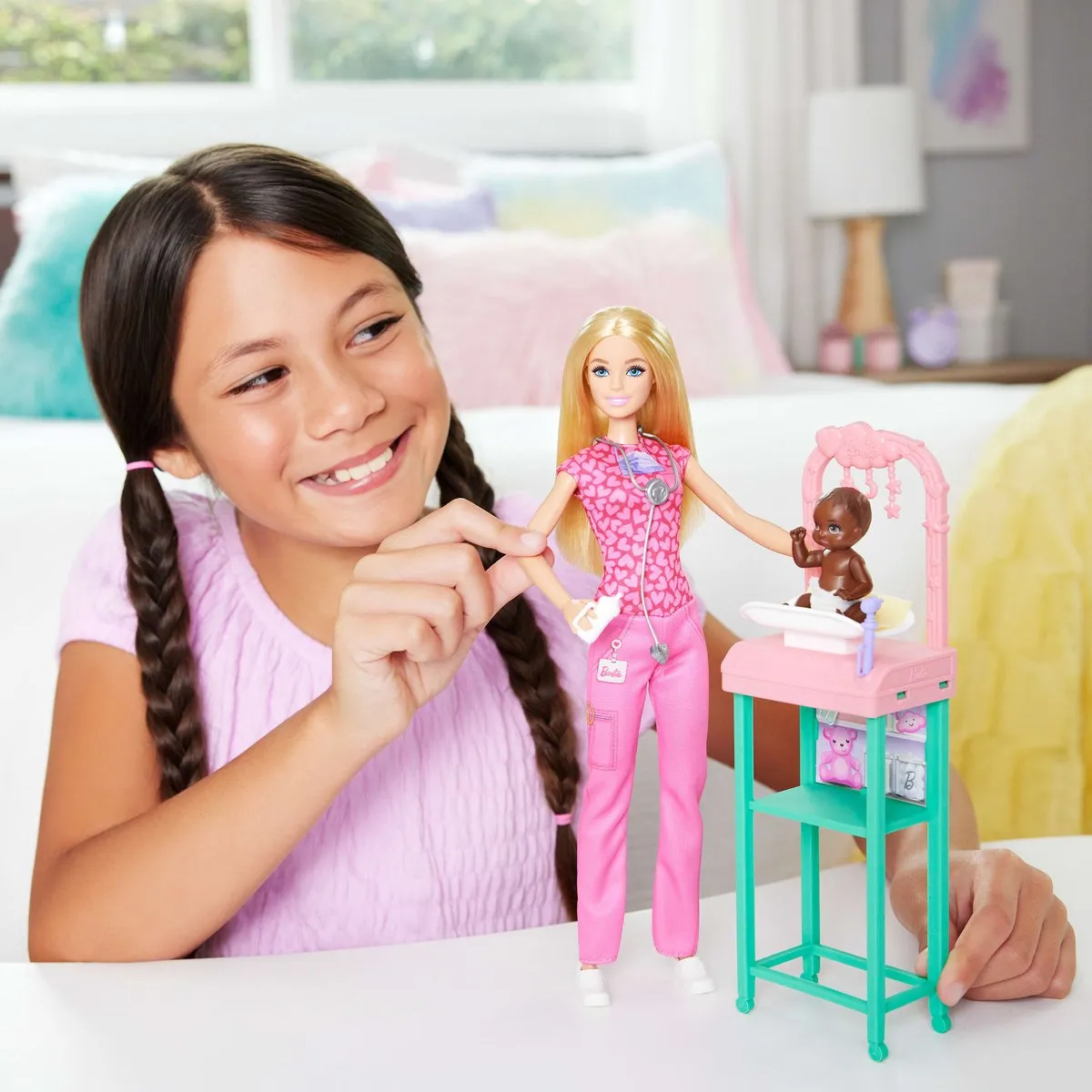 Barbie Careers Babydokterspop JCR72