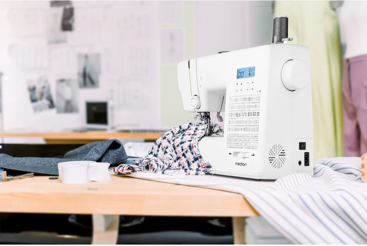 Medion SD36 Naaimachine - 270 Patroonopties - Wit