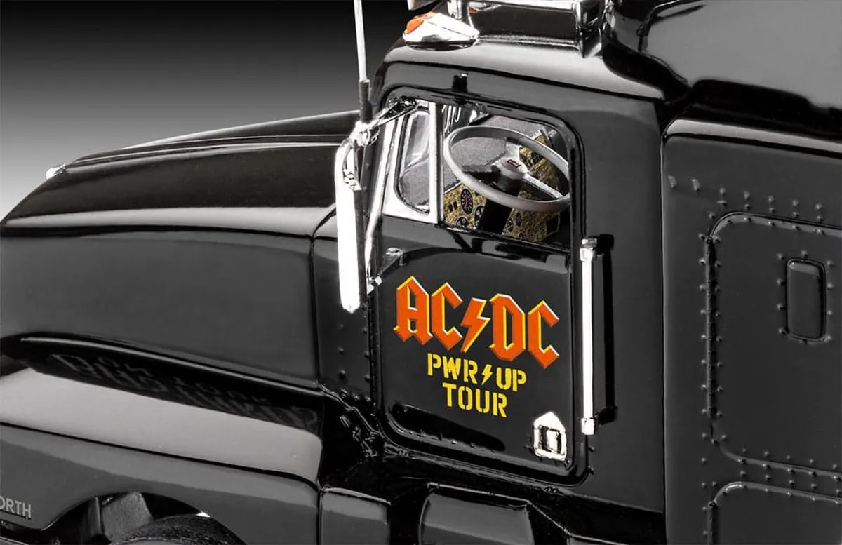 Revell 07731 AC/DC Tour Truck & Trailer Modelbouwpakket - 1:32 - Multi