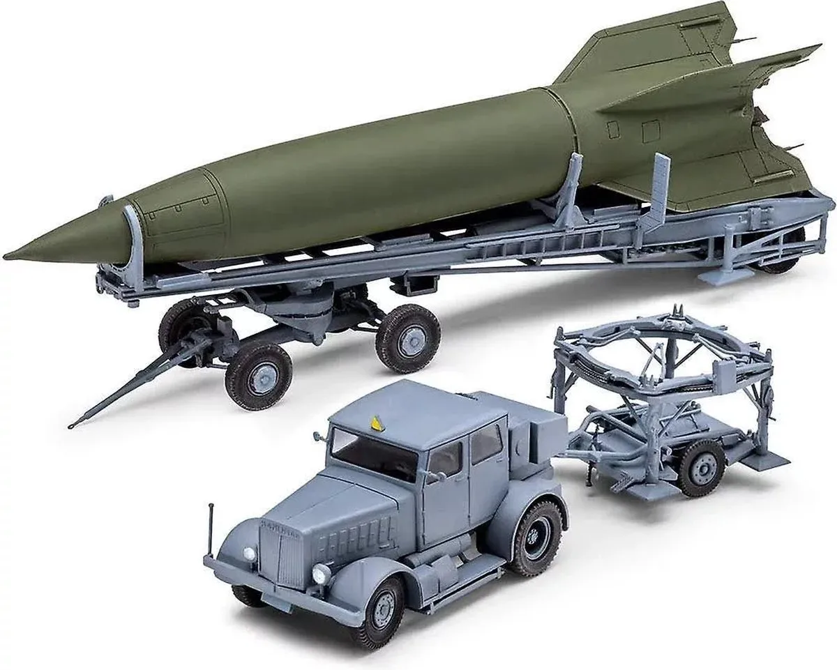 Revell 03310 SS-100 Gigant + Transporter V2 Modelbouwkit 1:72