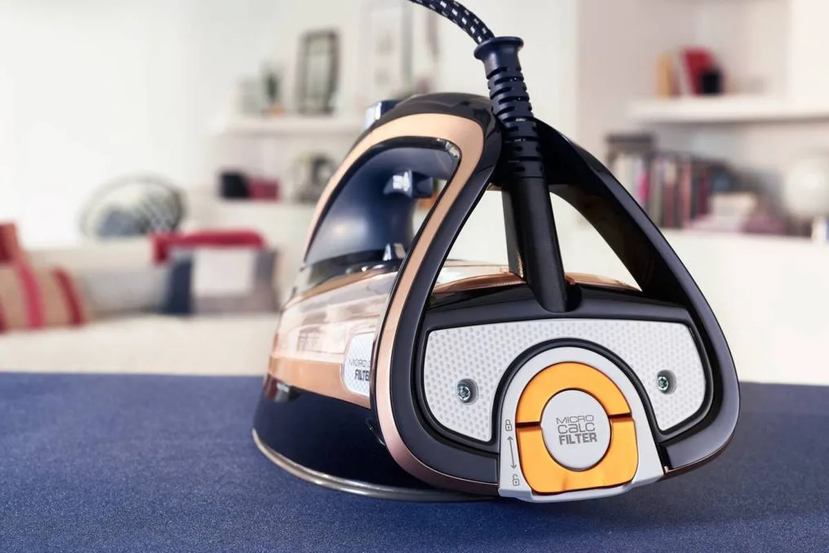Tefal FV9865E0 Stoomstrijkijzer 3000W - Zwart/Goud - afbeelding 6 van 6