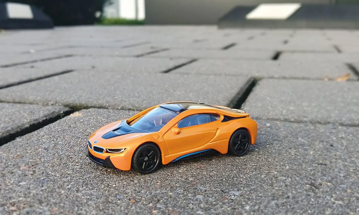 SIKU 1558 BMW i8 Auto - Oranje