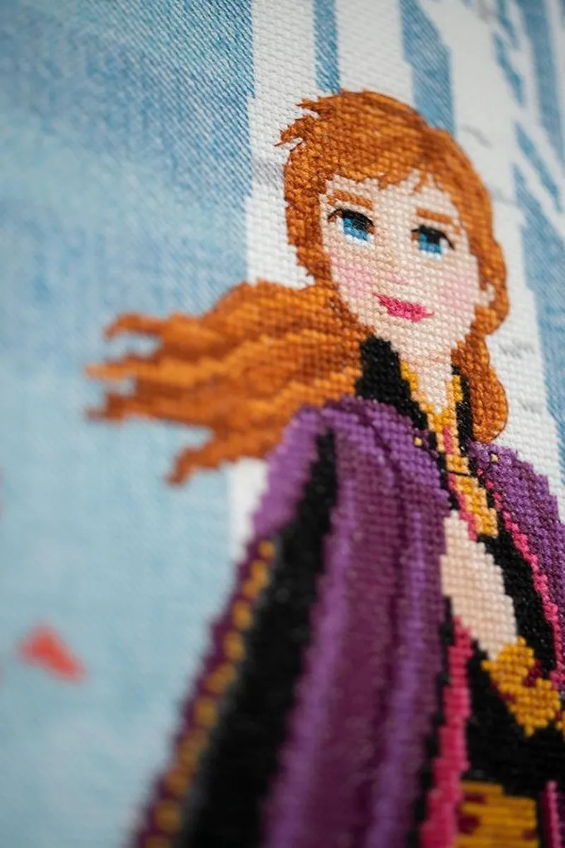 Disney Frozen 2 Anna Borduurpakket PN-0182640 - Wit