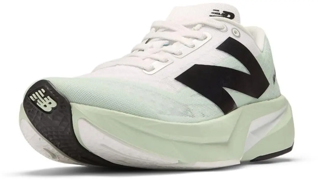 New Balance FuelCell Rebel V4