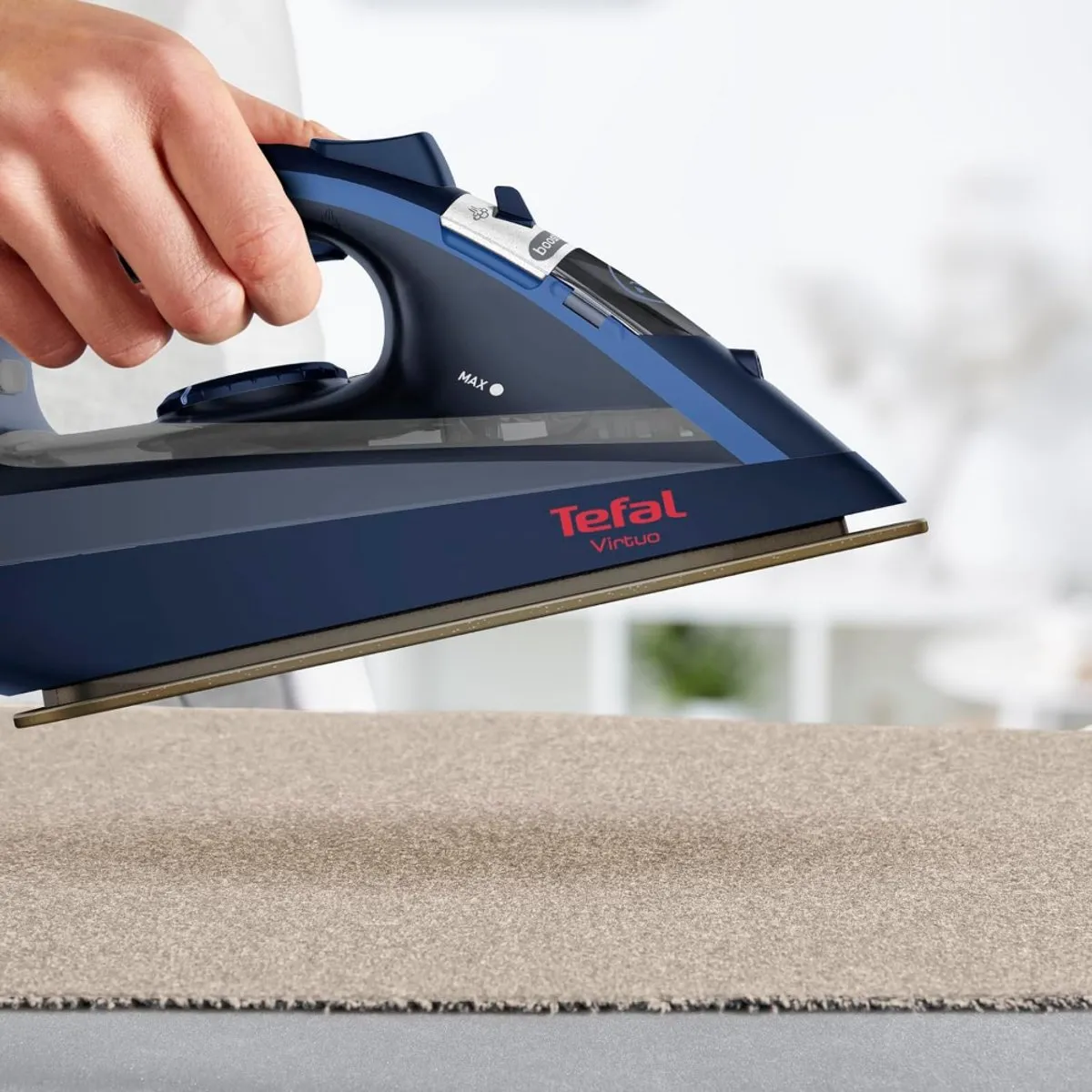 Tefal Virtuo FV1713 Stoomstrijkijzer - 2000W - Blauw