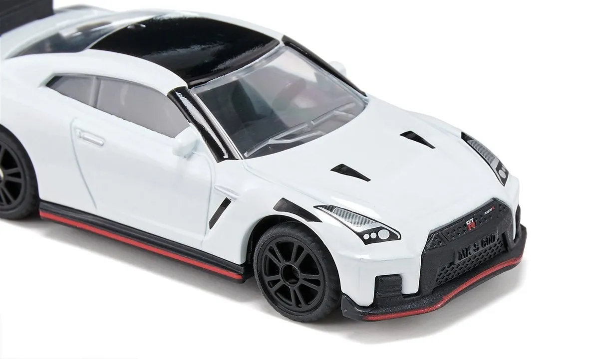 SIKU 1579 Nissan GT-R Nismo Blauw