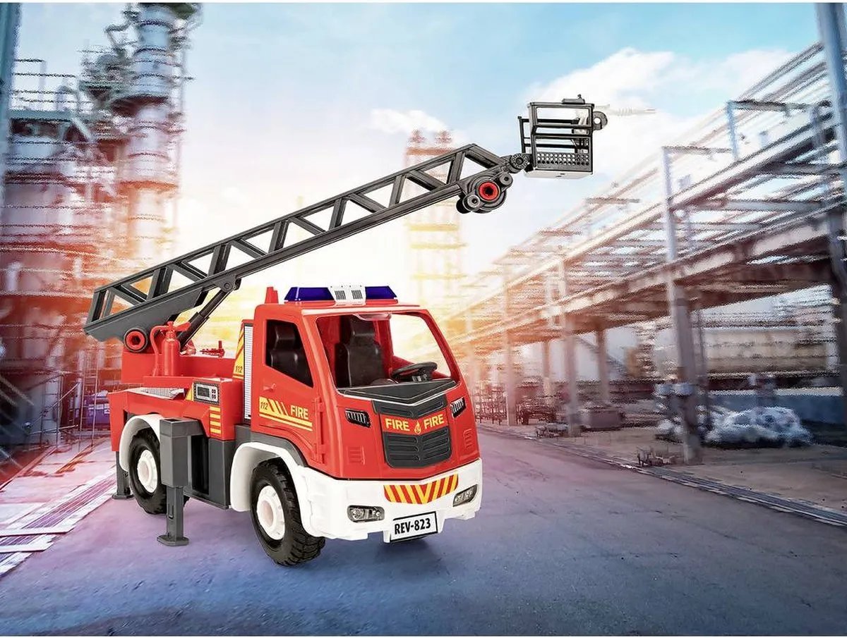 Revell 00914 Turntable Ladder Fire Truck - Modelbouwpakket 1:20 - Multi
