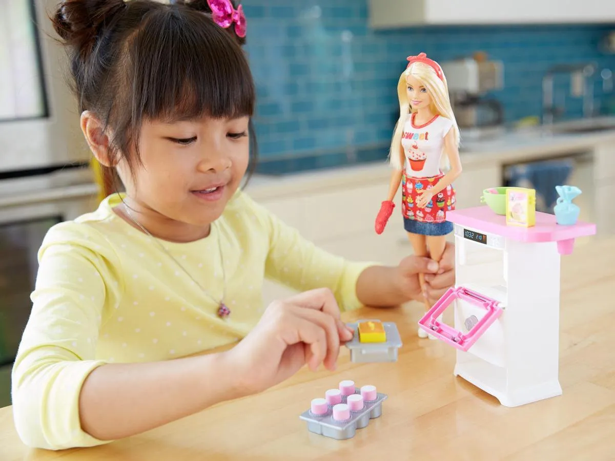Barbie Cupcake Speelset FHP57 - Multicolor - afbeelding 6 van 6