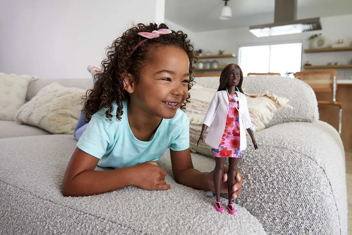 Barbie Dokter Pop GYT29