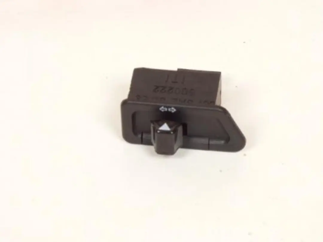 Bouton de couvre guidon origine pour Scooter Aprilia 50 Mojito 1999 à 2004 AP82