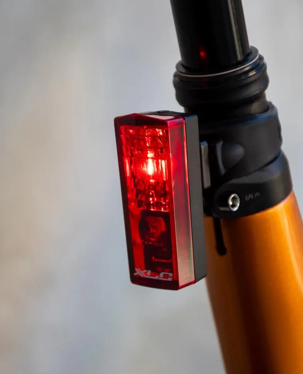 XLC Proxima Pro CL-R27+ Achterlicht - LED - 15 Lux - Zwart - afbeelding 2 van 6