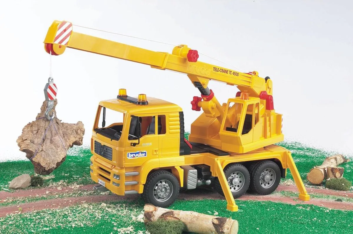 Bruder MAN Kraanwagen 1:16 - Geel