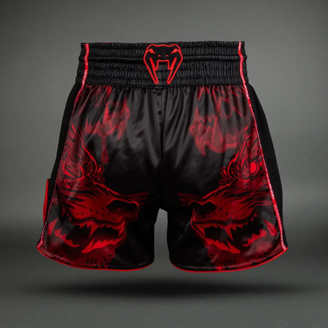 Venum Wolf Atak Muay Thai Short M - Zwart/Rood