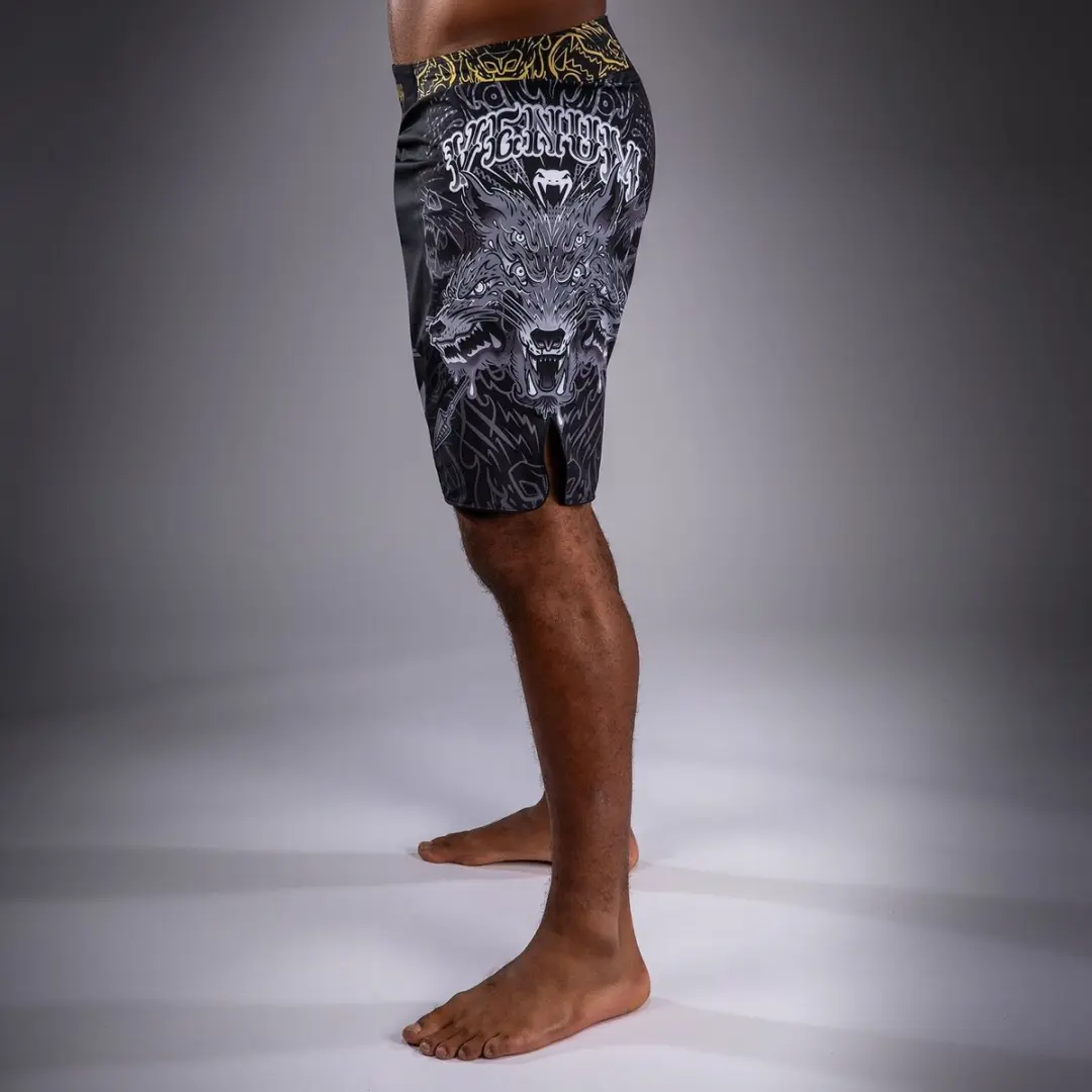 Venum Wolf Atak Fightshorts - M - Zwart/Grijs