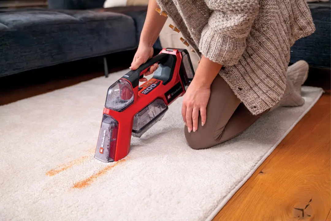 Einhell TE-SCL 18/200 Li-Solo Accu Vlekkenreiniger - 18V - Rood/Zwart - afbeelding 3 van 3