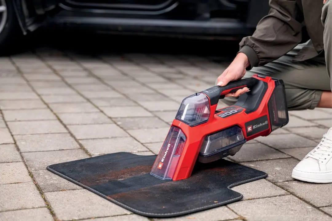Einhell TE-SCL 18/200 Li-Solo Accu Vlekkenreiniger - 18V - Rood/Zwart - afbeelding 2 van 3