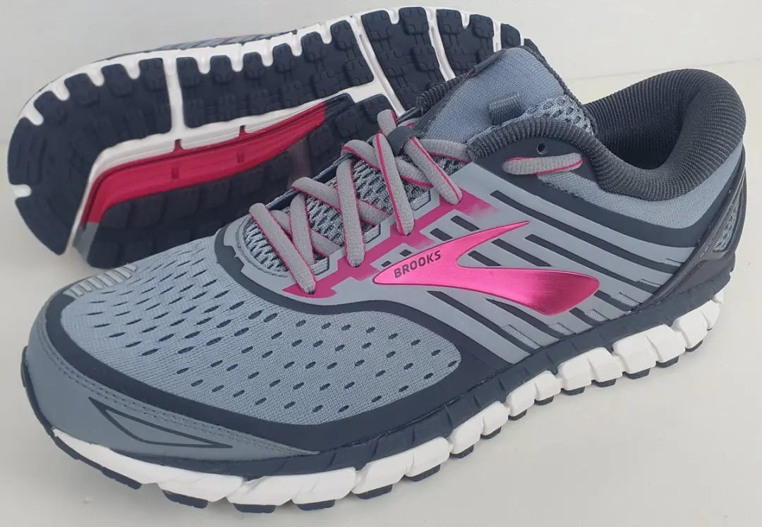 Brooks Dames Ariel 18 Hardloopschoenen Grijs Maat 44