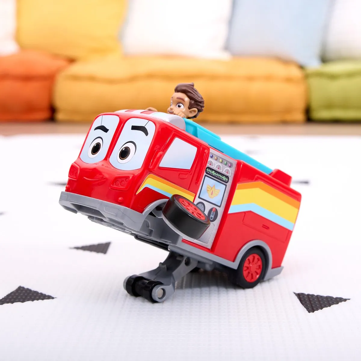 Disney Junior Firebuds Race And Wheelie Blauw