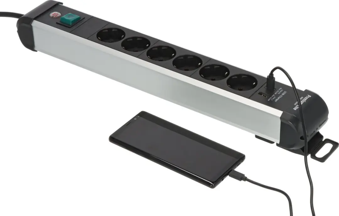 Brennenstuhl Premium-Alu-Line 6-voudig USB Stroomverdeeldoos - 3680W - 3m kabel - Wandmontage