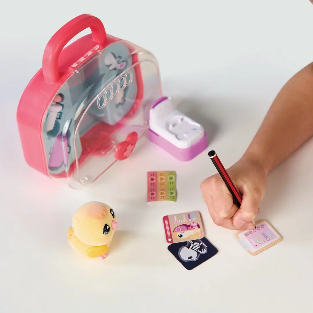 Little Live Pets Ouchies Interactief Kuikentje Chirpy MS26791 - Geel