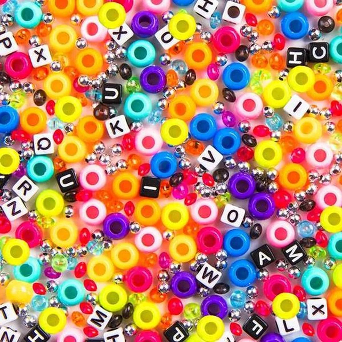 Crayola Creations Maak je Eigen Armbanden Alfabetkralen - Veelkleurig