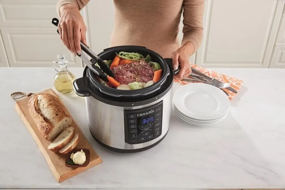 CrockPot Express Pot CR051 - 1000W - 12 Programma's - 5,6L - Zwart/RVS - afbeelding 3 van 6