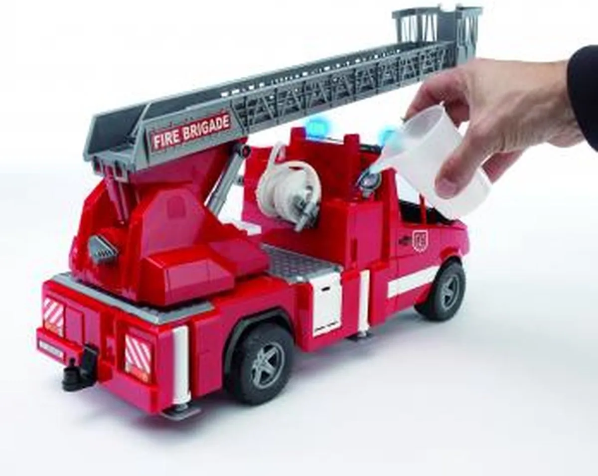 Bruder Mercedes-Benz Brandweerauto 2532 - Licht & Geluid - Rood