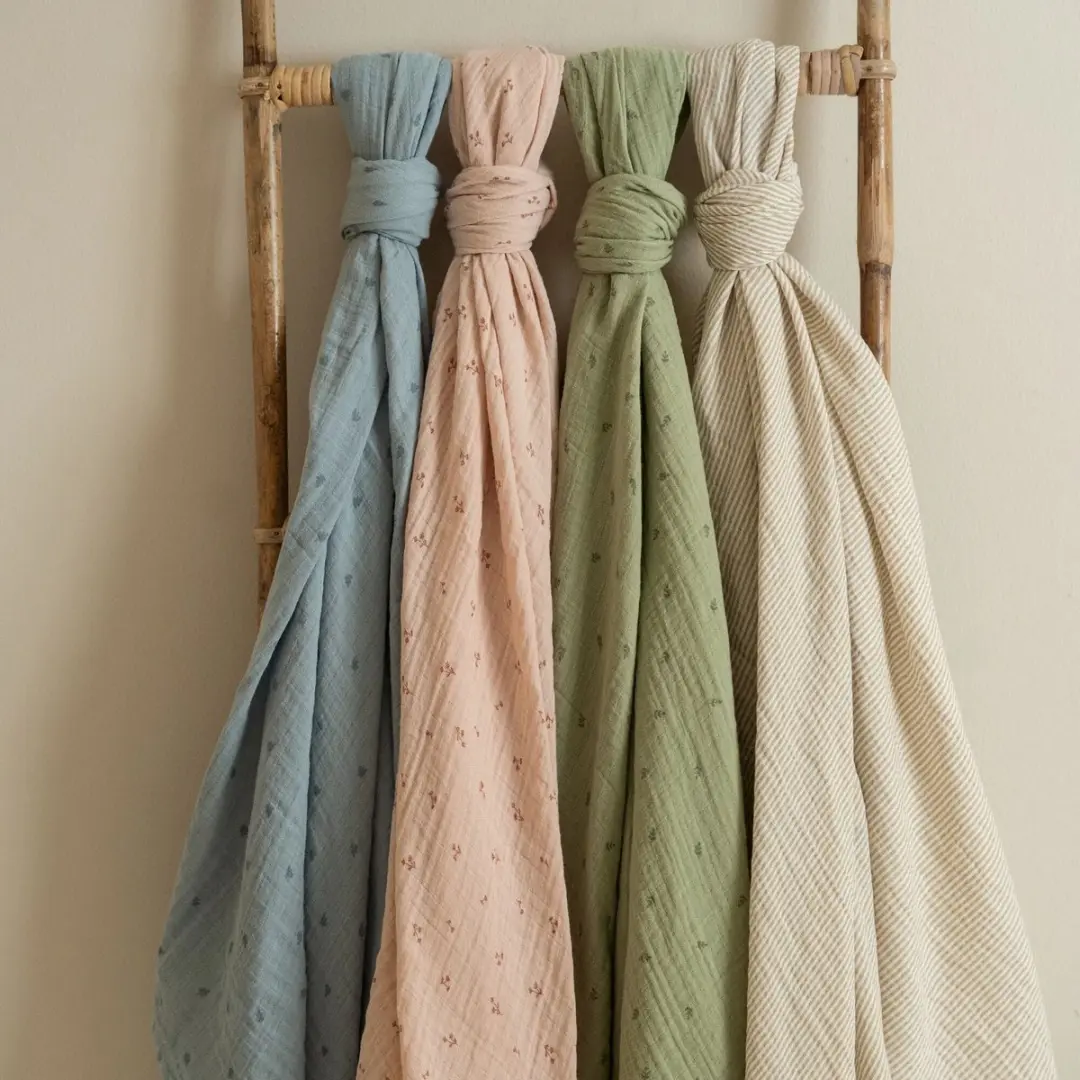 Little Dutch Swaddle Beige Streepjes 120cm - afbeelding 6 van 6