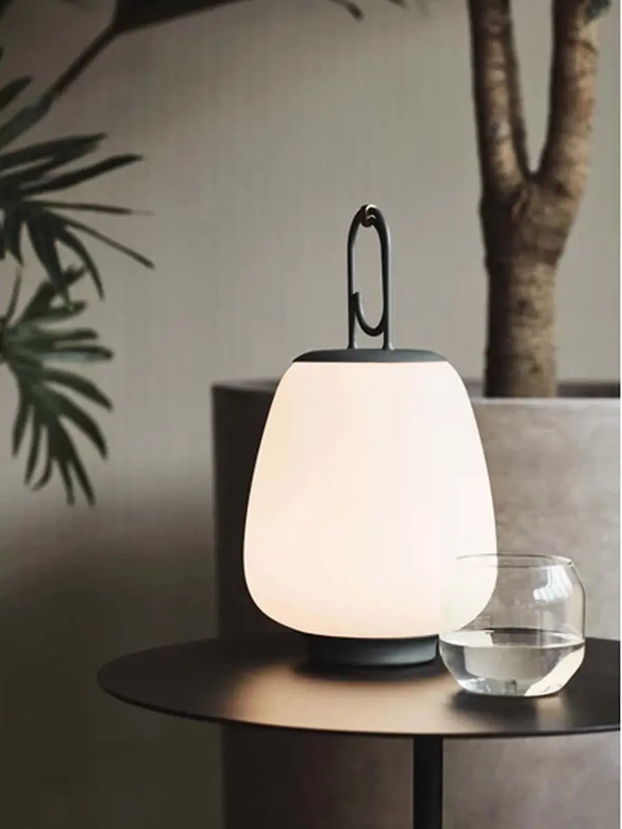&Tradition Lucca Draagbare Tafellamp - 16cm - Zwart