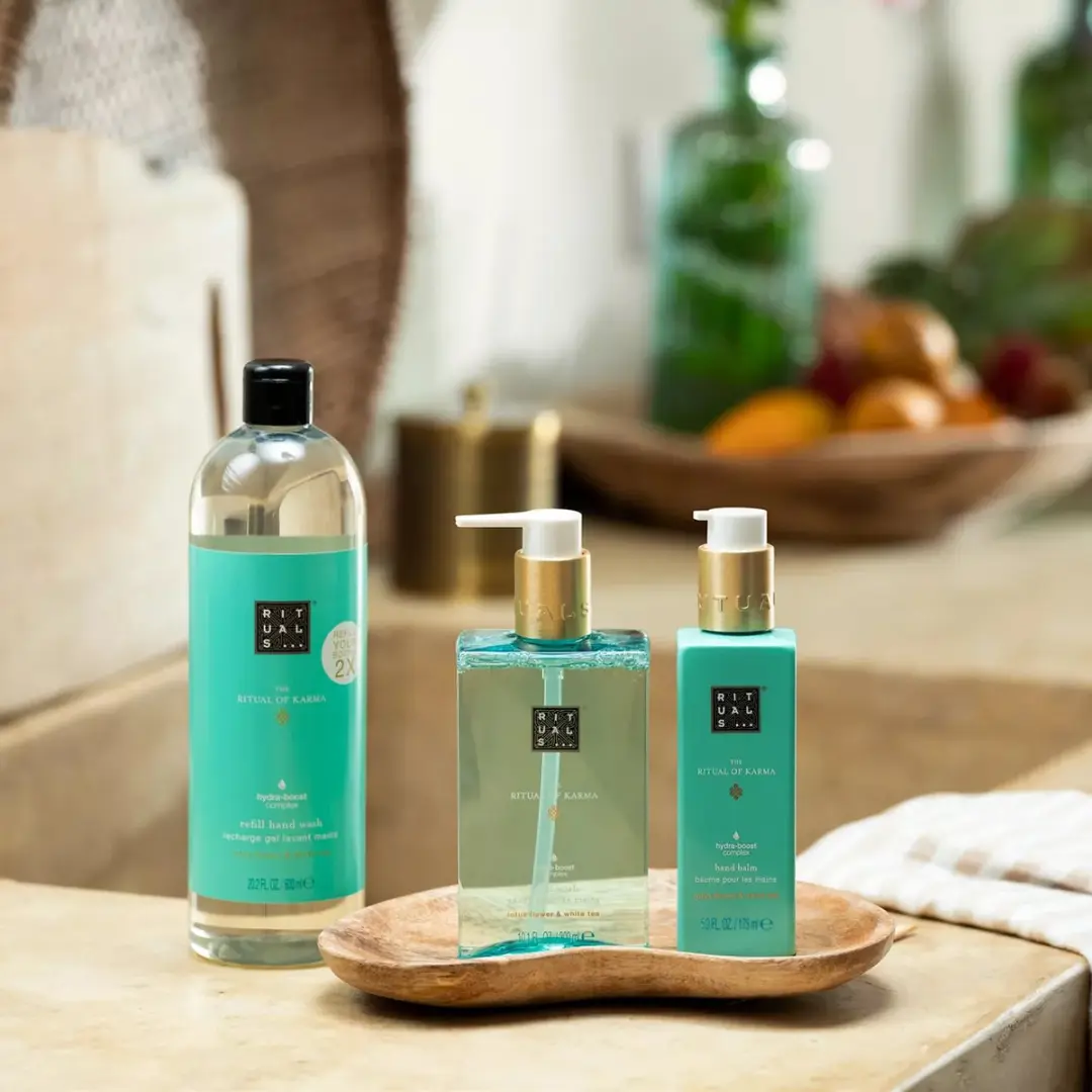 Rituals The Ritual of Karma Hand Wash 300ml - afbeelding 3 van 3