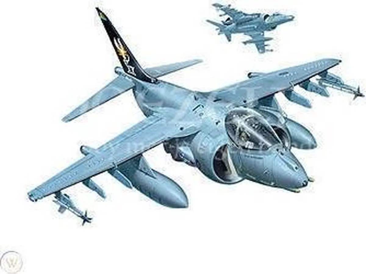 Revell 03887 Bae Harrier GR.7 Modelbouwpakket - 1:144 - Multi