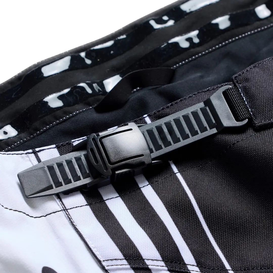 Troy Lee Designs GP Pro Streamline Motocrossbroek 38 - Zwart/Wit