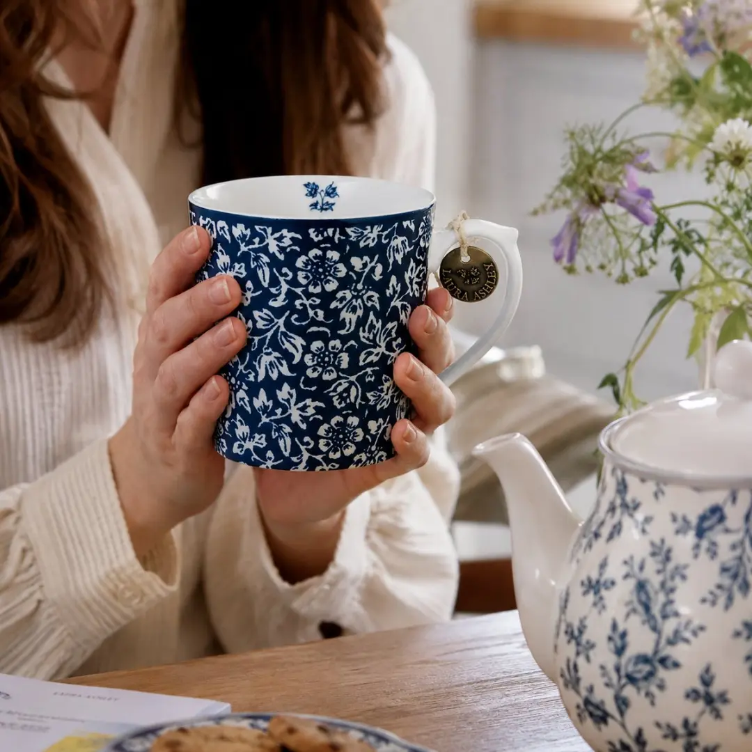 Laura Ashley Blueprint Sweet Alyssum Mok 320ml