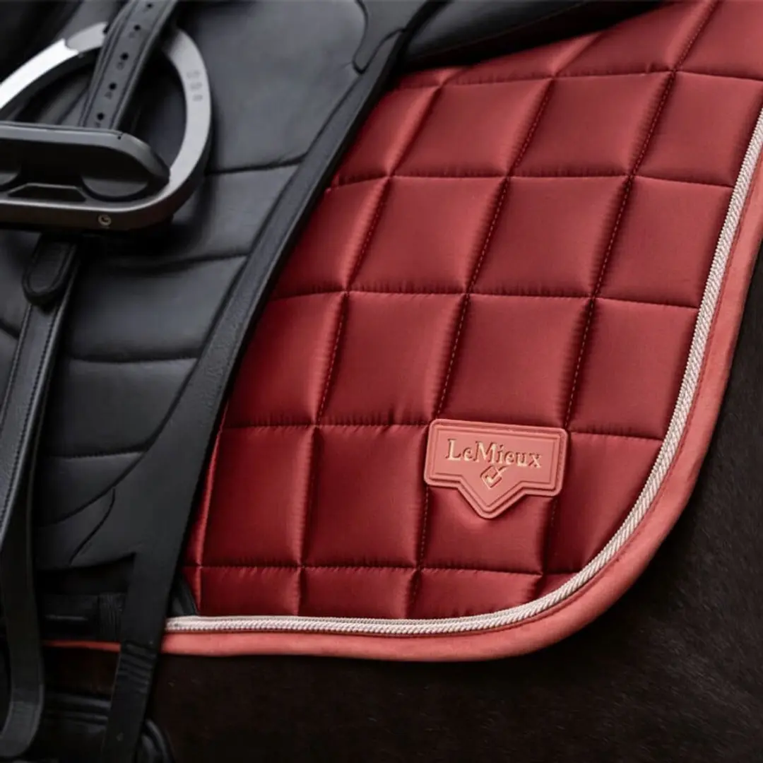 Lemieux Loire Classic Dressage Zadeldek - Full Rood - afbeelding 3 van 6