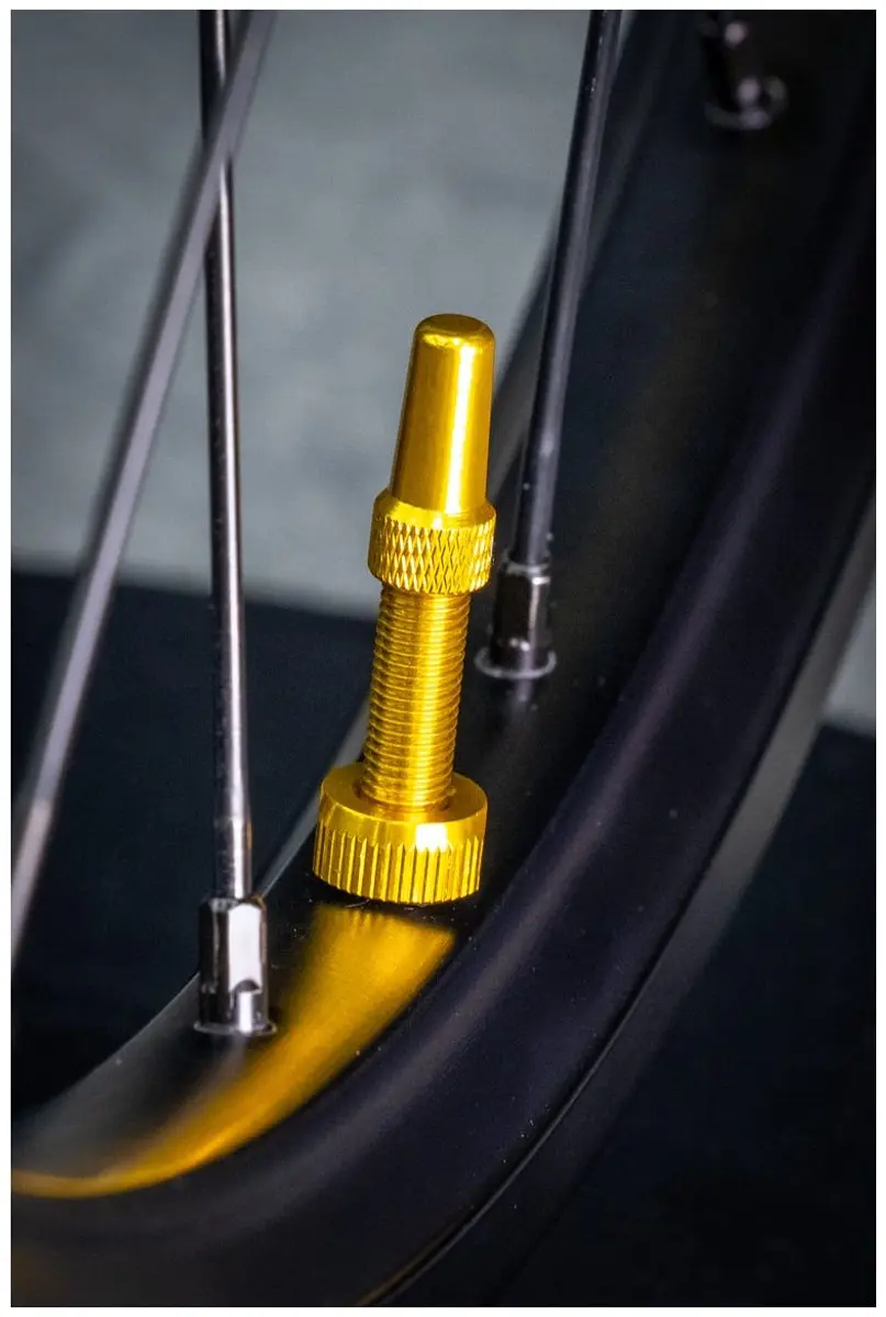 Muc-Off V2 Tubeless Valve Kit 44mm - Goud - Set van 2 - afbeelding 2 van 4